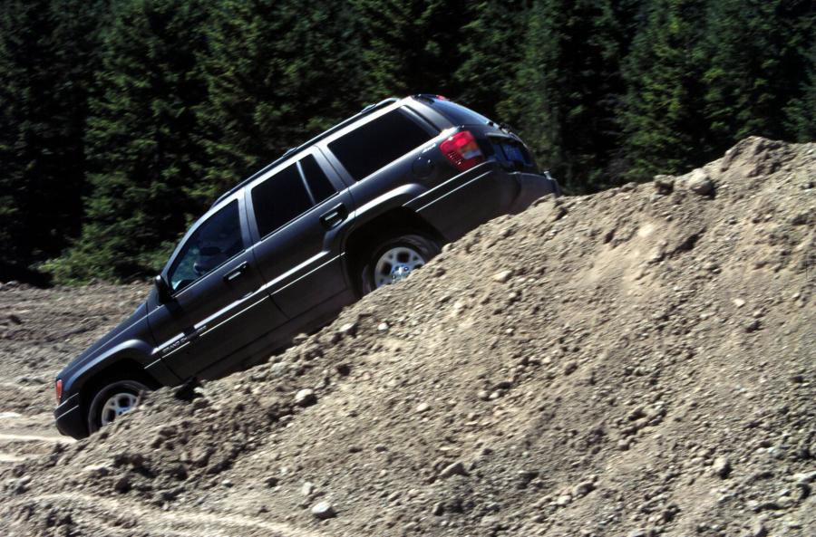  Jeep Grand Cherokee 1999 года  (фото 8 из 80)